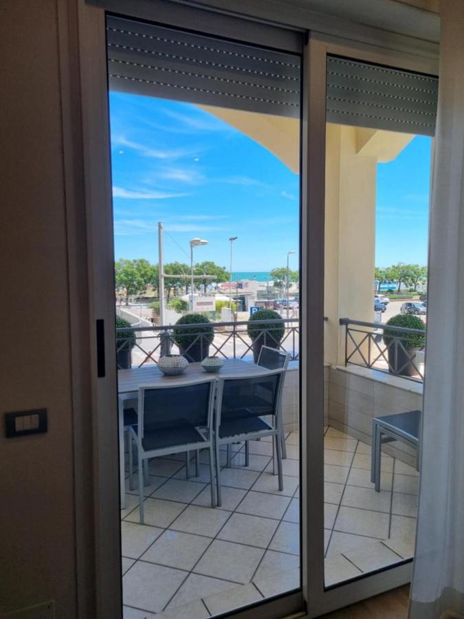 Bmp Apartment Atmosphere 2 Centrale, Vista Mare, Parcheggio Riccione Exteriör bild